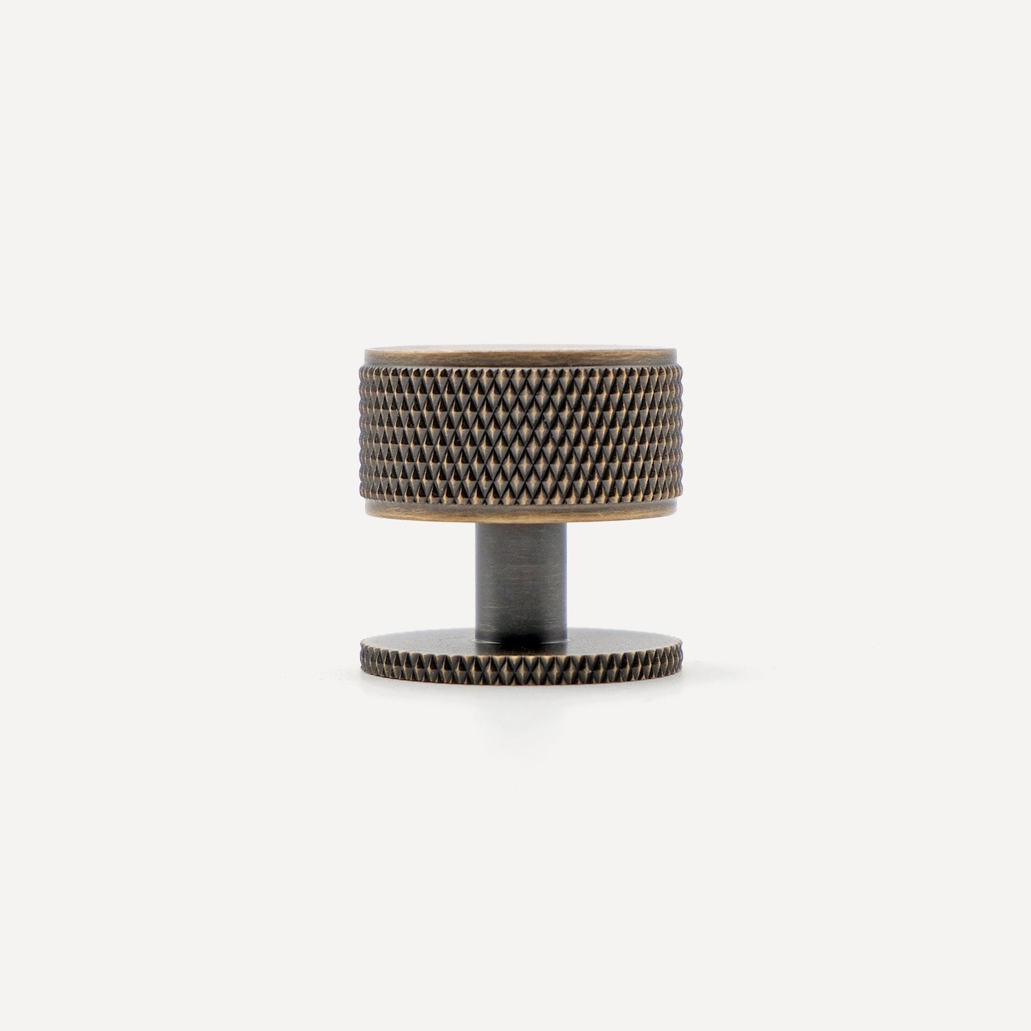 Knurled Antique Brass Knobs | QSX03-A