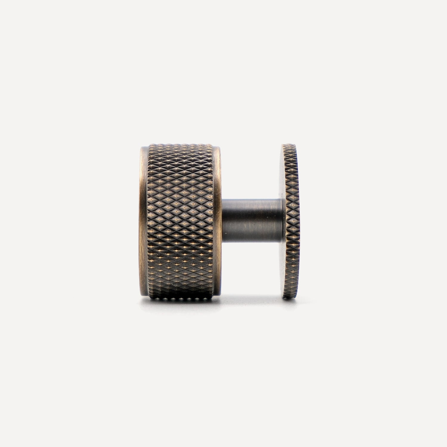 Knurled Antique Brass Knobs | QSX03-A